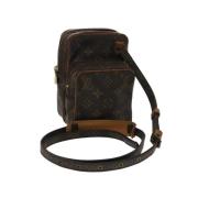 Pre-owned Canvas louis-vuitton-tasker