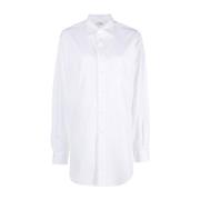 Hvid langærmet skjorte med spids krave og knaplukning