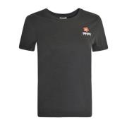 Pop og poetisk T-shirt med broderet crest