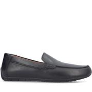 Klassiske sorte lukkede loafers