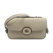 Elegant Ivory Tasker