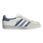 Lav Top Gazelle Indoor Sneaker