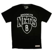 Brooklyn Nets Team Arch Sort T-shirt