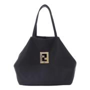 Pre-owned nylon fendi-tasker