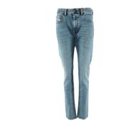 Slim Fit Mid Waist Jeans