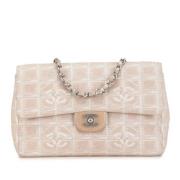 Pre-owned nylon chanel-tasker