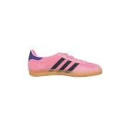 Rosa Gazelle Indoor Sneakers