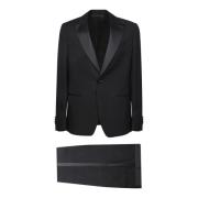 Sort Silke Tuxedo med Peak Revers