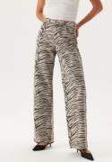 ONLY Onlhope Hw Zebra Wide Dnm Light Grey Denim Print:zebra 30/32