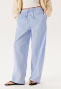ONLY Onlaugusta Pant Cloud Dancer Stripes:blue Stri L