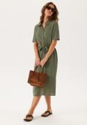 Pieces Pcpia 2/4 MIDI SHIRT DRESS  Deep Lichen Green S