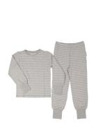 Two Pcs Pyjamas Classic Pyjamassæt Grey Geggamoja