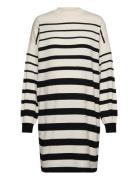 Vmmrain Ls O-Neck Blk Dress Ent Knælang Kjole Multi/patterned Vero Mod...