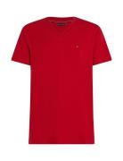 Essential V-Neck Tee Tops T-Kortærmet Skjorte Red Tommy Hilfiger