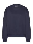 Essence Standard Sweatshirt Tops Sweatshirts & Hoodies Sweatshirts Nav...