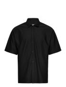 Wbbanks Plisse Shirt Designers Shirts Short-sleeved Black Woodbird