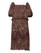 Pleated Georgette Knælang Kjole Brown Ganni