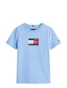 Tommy Script Flag Print Tee Ss Tops T-Kortærmet Skjorte Blue Tommy Hil...