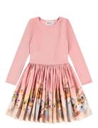 Casie Dresses & Skirts Dresses Casual Dresses Long-sleeved Casual Dres...