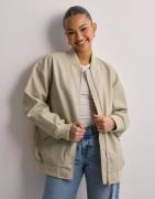 Vero Moda - Beige - Vmagate Coated Jacket Wcp