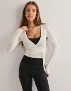 Nelly - Hvid - Tie Wrap Soft Top