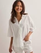 Calvin Klein Underwear - Hvid - S/S Button Down