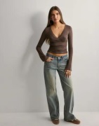 Nelly - Brun - Romance Wrap Top
