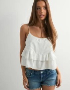 Nelly - Hvid - Volume Flounce Top