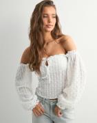 Nelly - Hvid - Lace Off Shoulder Top