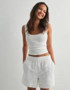 Pieces - Hvid - Pcvilde Mw Shorts Wvn Noos