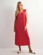 Pieces - Rød - Pcflora Strap Flounce Dress Jrs Bc