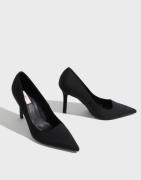 Nelly - Sort - Classic High Pump