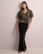 Neo Noir - Mønstret - Bianca Leo Blouse