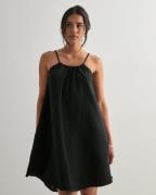 Vero Moda - Sort - Vmnatali Short Singlet Dress Wvn No