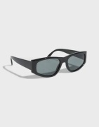 Nelly - Sort - Effortless Sunnies