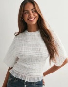 Nelly - Hvid - Frill Turtleneck Blouse