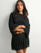 Nelly - Sort - Wonderful Lace Mini Skirt