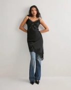 Neo Noir - Sort - Sorelle Lace Dress