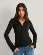 Nelly - Sort - Amazing Structure Shirt Top