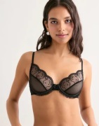 Nelly - Sort - Blissful Balconette Bra
