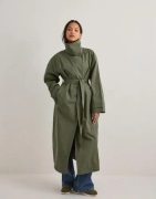 Nelly - Grøn - High Collar Trench Coat