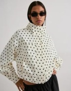 A.Kjærbede - Sort - Noah