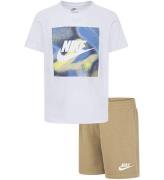 Nike ShortssÃ¦t - T-shirt/Shorts - Parachute Beige